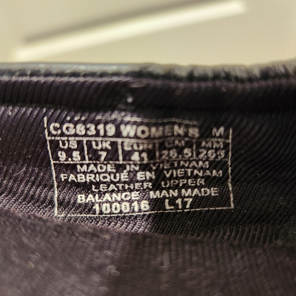 Rockport Size 9.5 Grey Flats - Picture 7 of 8